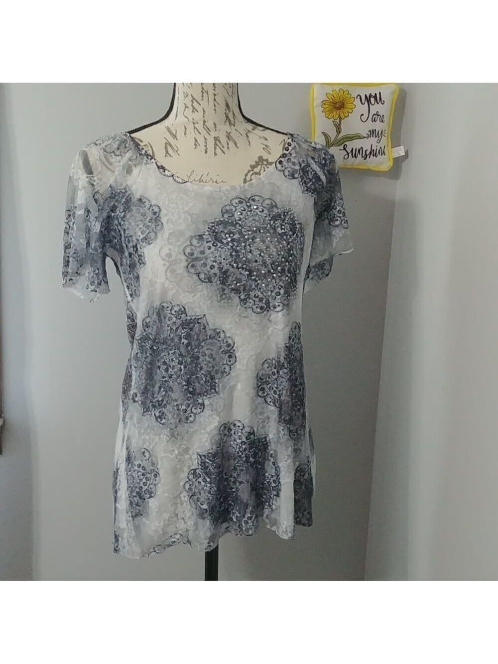 NWT Brittany Black Top S